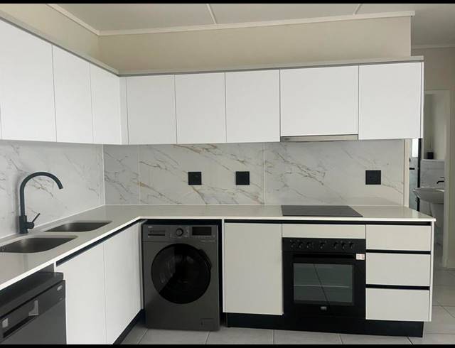 2 BEDROOM PROPERTY TO RENT IN ZEVENZICHT